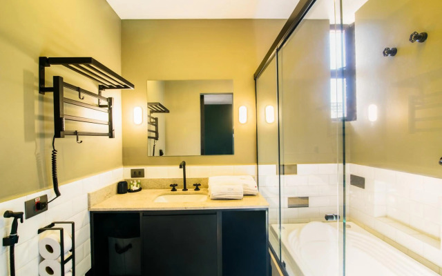 Apto Londrina Flat Hotel 1003, jacuzzi, 43 m2.