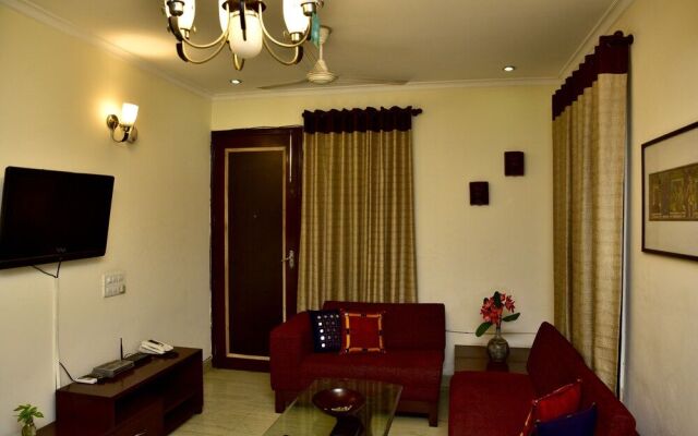 Woodpecker - 2 Bedroom Service Apartment