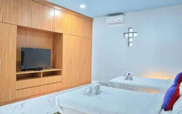 Seamount Hotel