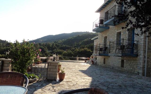Hotel Ladias