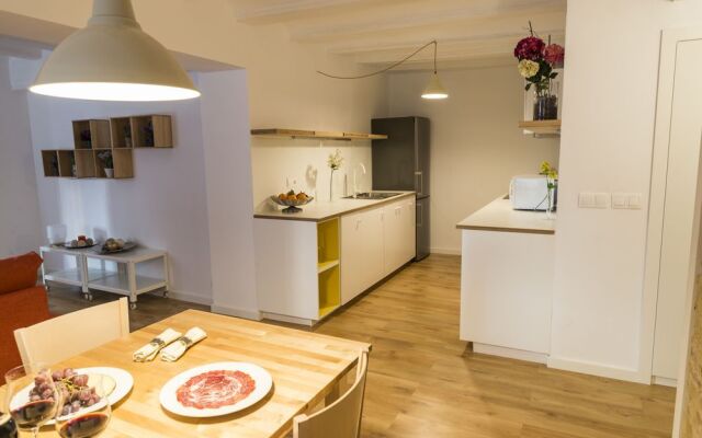 Carrera Luxury Santa Catalina