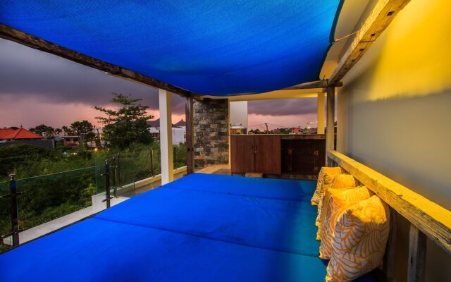 Villa Rainbow Runner