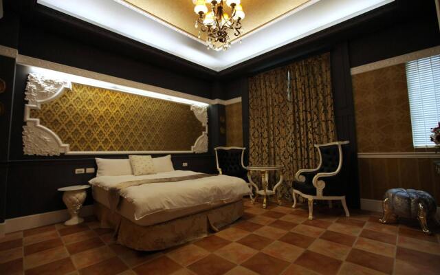 Yuga House