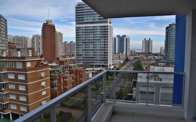 Arenas del Mar Apartments