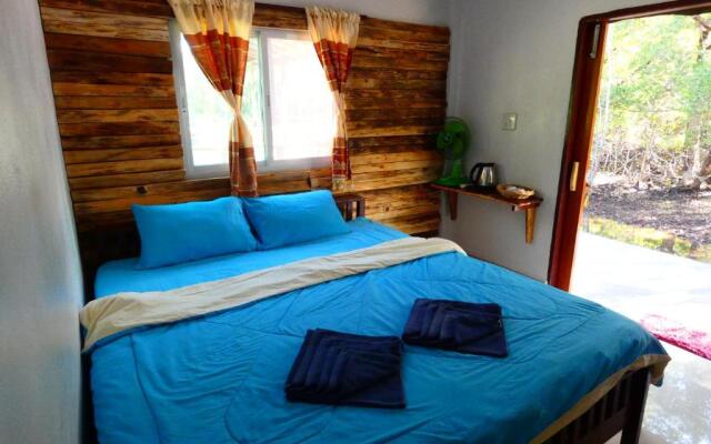 Chom Suan Homestay