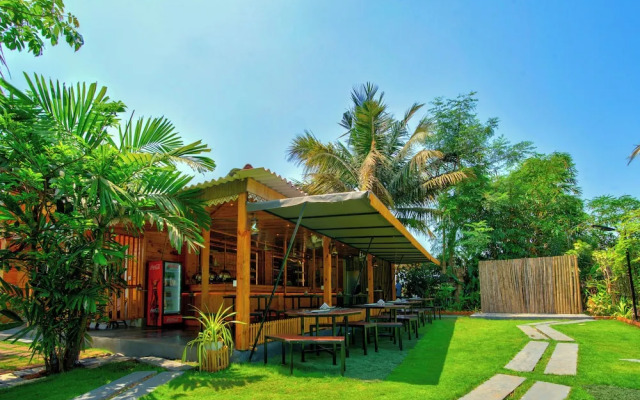 The Lazy Cabanas