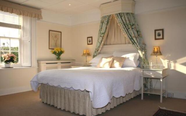 Bed & Breakfast at Ocklynge Manor