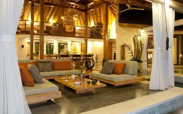 Villa Shantika by Villa Finder