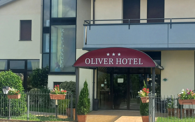 Oliver Hotel