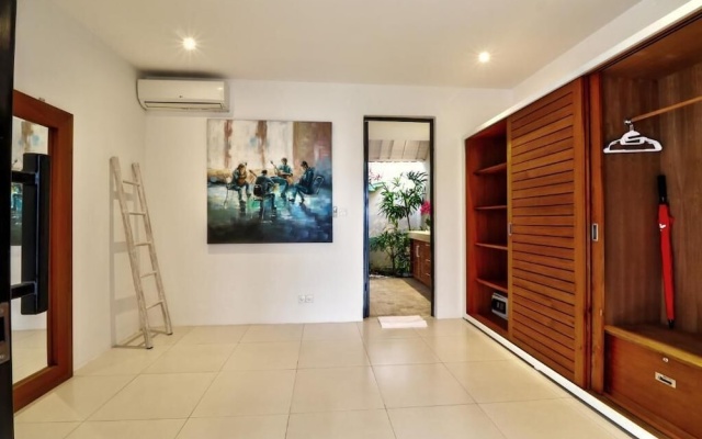 Specious 3Bedroom Rakuen Villa Canggu – Guest Rooms – Tibubeneng