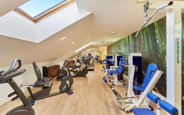 NH Collection Palacio de Burgos