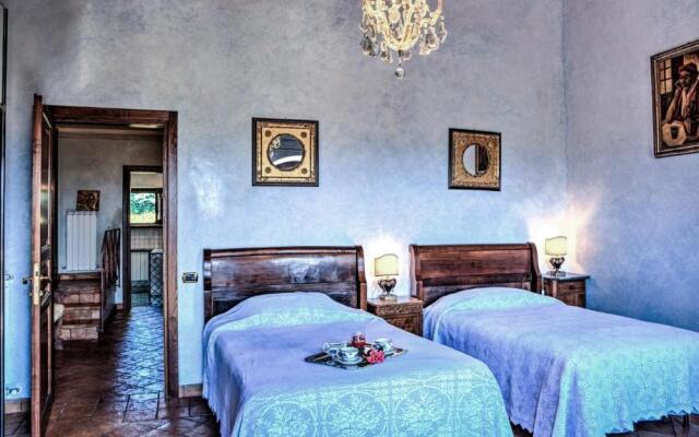 Amorosa House 9+1