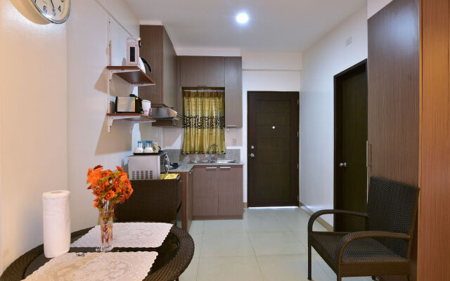 Anahaw Apartments Whitebeach