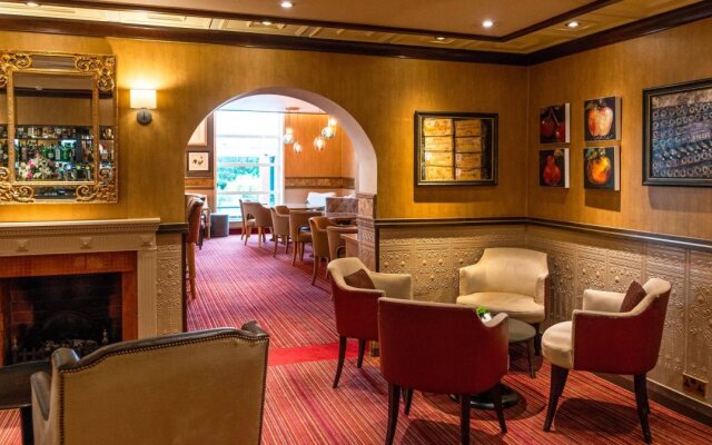 Fairlawns Hotel and Spa