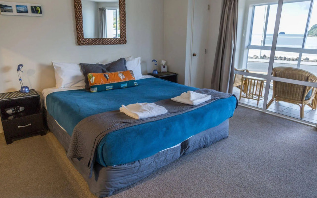 Waterfront Apartments Whitianga