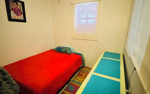 AQUI ME QUEDO here I stay