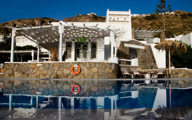 Olia Hotel