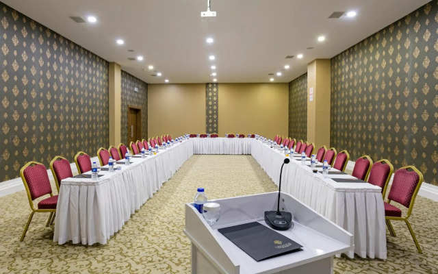 Armada Grannos Thermal Hotel & Convention Center