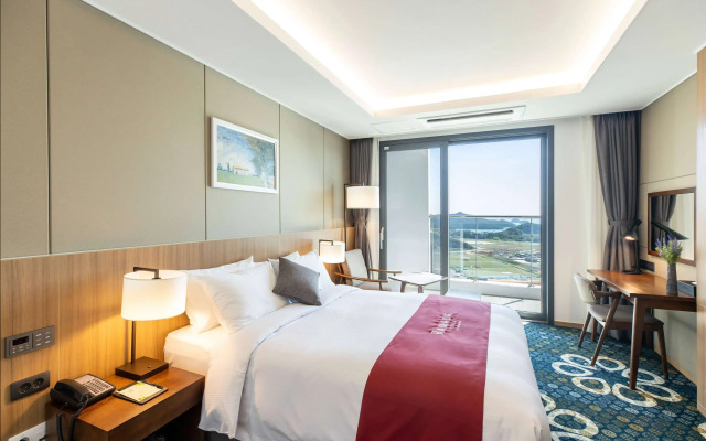 Ramada Plaza by Wyndham Dolsan Yeosu