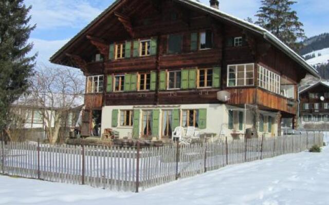 Apartment Chalet Halten