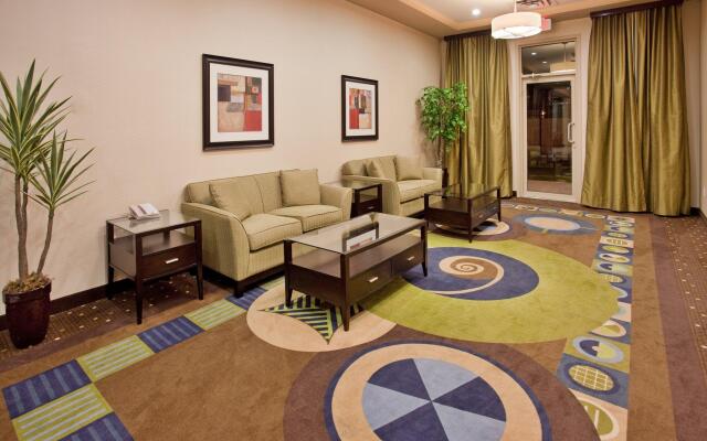 Holiday Inn Hotel & Suites Kamloops by IHG