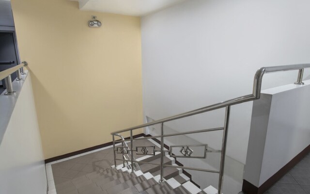 OYO 549 Sajj Bldg