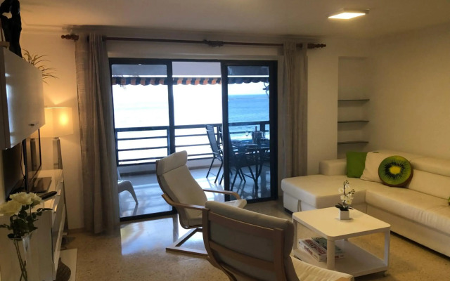 Espectacular en primera línea de la playa