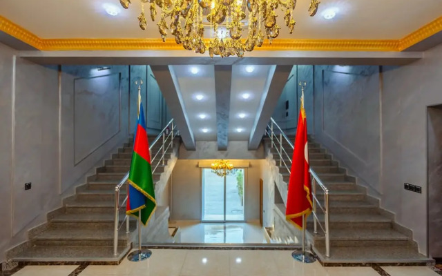 Center Hotel Baku