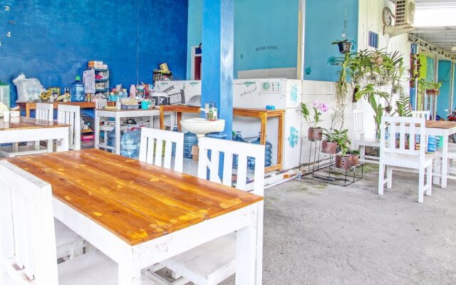 SPOT ON 92179 Latinos House