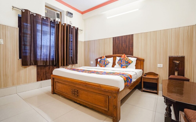 OYO 116 Hotel Raja Palace