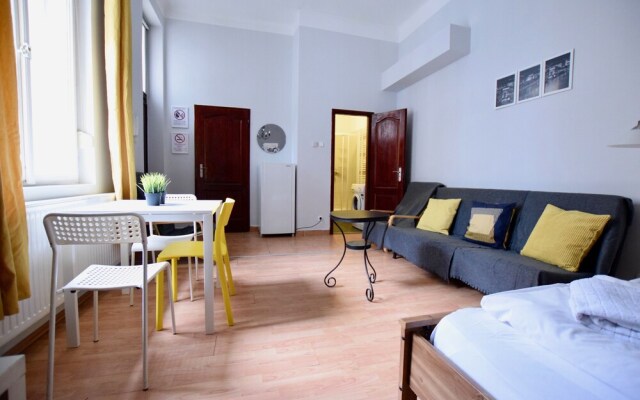 Standard Apartment by Hi5 - Váci 56.