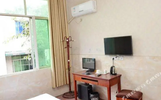 Yizhan Business Hotel