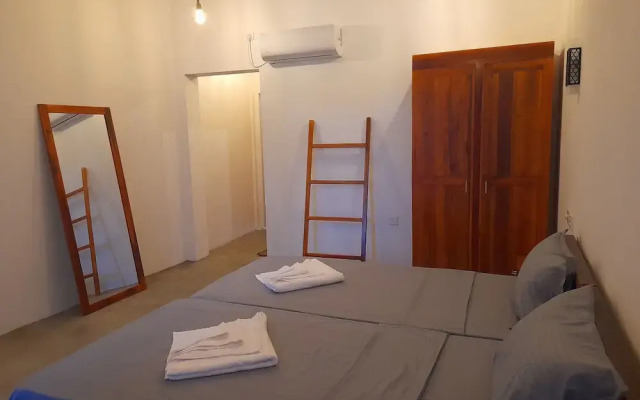 Surf Gangs Hotel