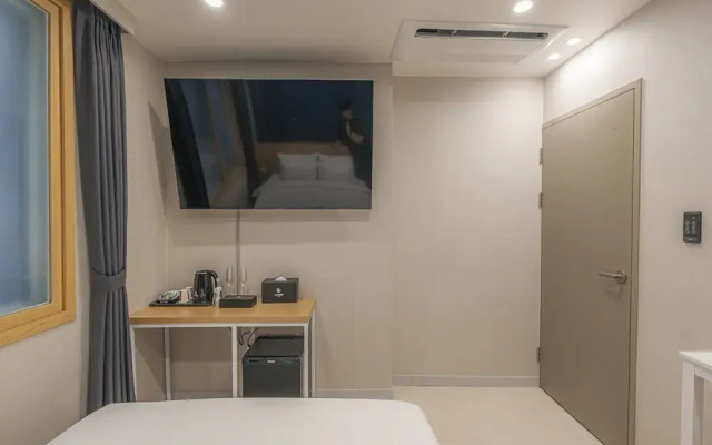 Hotel Leo Changwon Central Branch