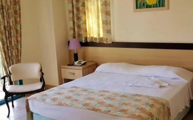 Monte Beach Resort