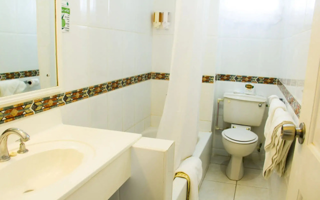 Dover Beach Hotel