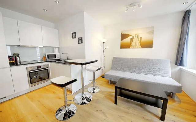 Hitrental City Apartments