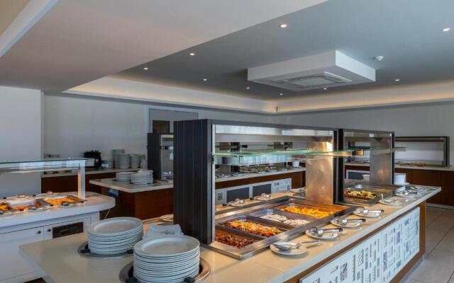 Tofinis Hotel
