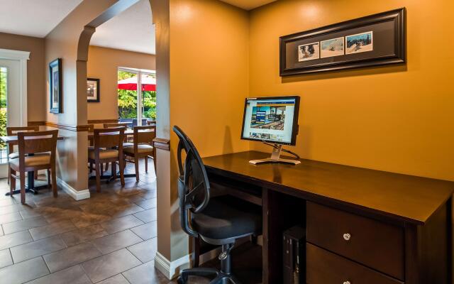 Best Western Sicamous Inn