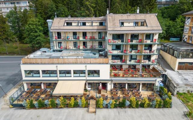 Alaia Lodge
