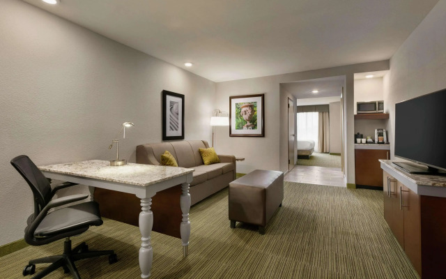 Hilton Garden Inn Statesville