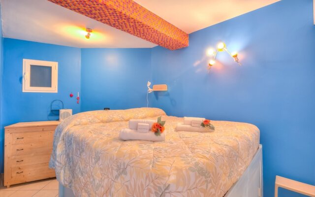 Il Suono del Mare 200 mt From sea