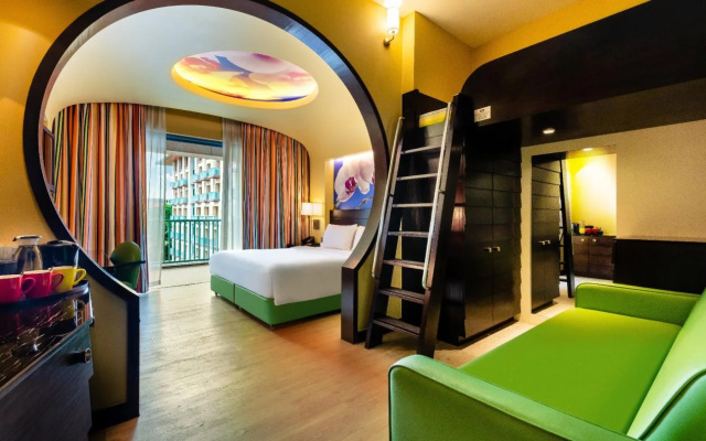 Resorts World Sentosa -  Ora