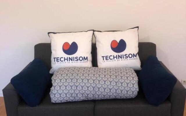 Studio Port Marly wifi et Parking