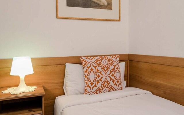 Cozy 2bed in Vibrant Barcelona - 5 min Walk From Tube