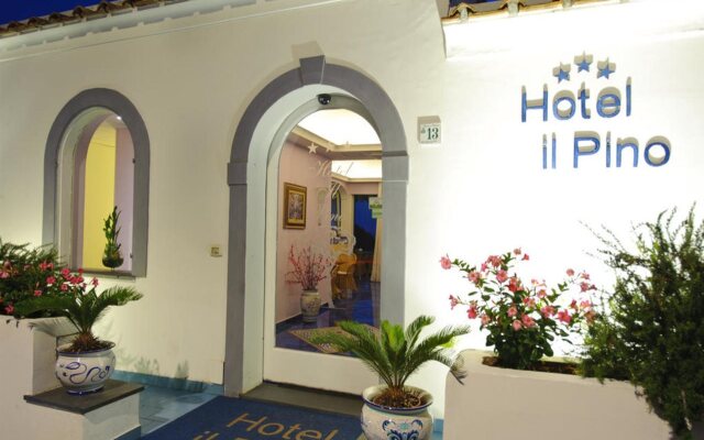 Hotel Il Pino