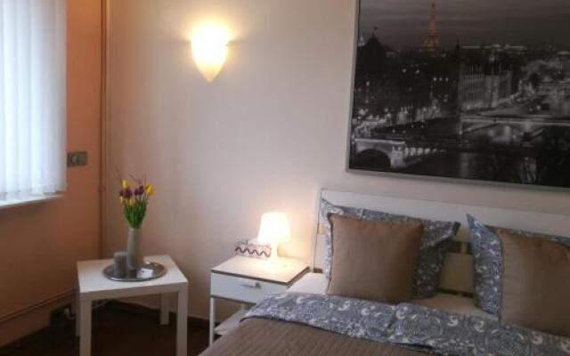 SCHöNE 2-ZIMMER-PARTERRE WOHNUNG WF
