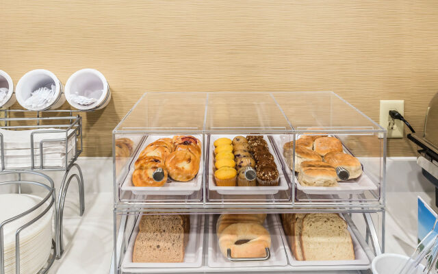 Comfort Suites Houston I-45 North