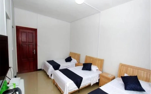 Yangsuo Mumu Sketch Base River Inn