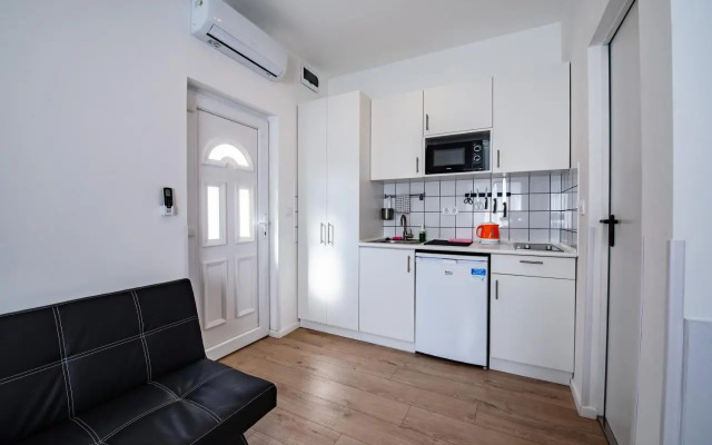 Chesscom Apartments